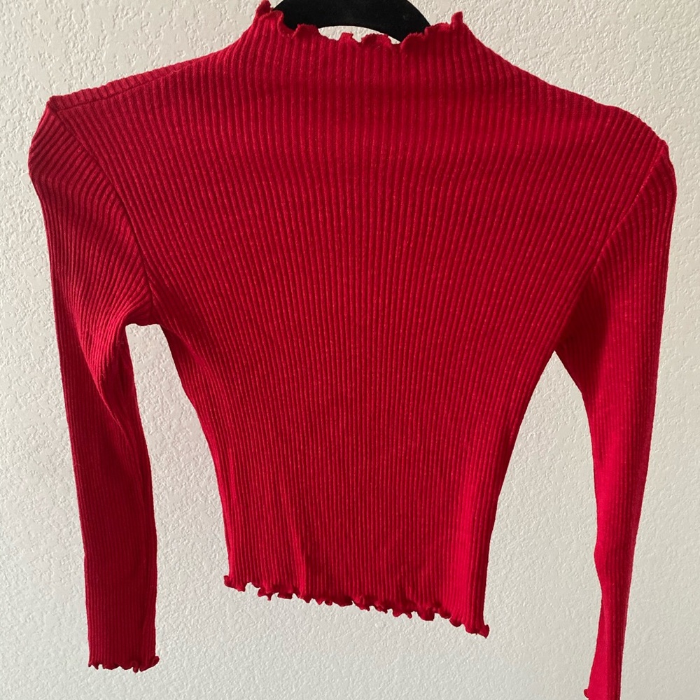 Cropped long sleeve sweater